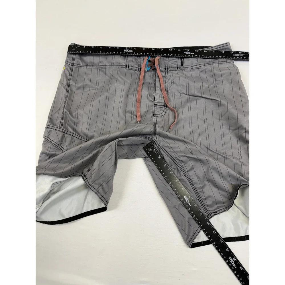 Billabong‎ Mens Grey Pinstripe Board Shorts Cargo Pocket Swim Trunks Size 38
